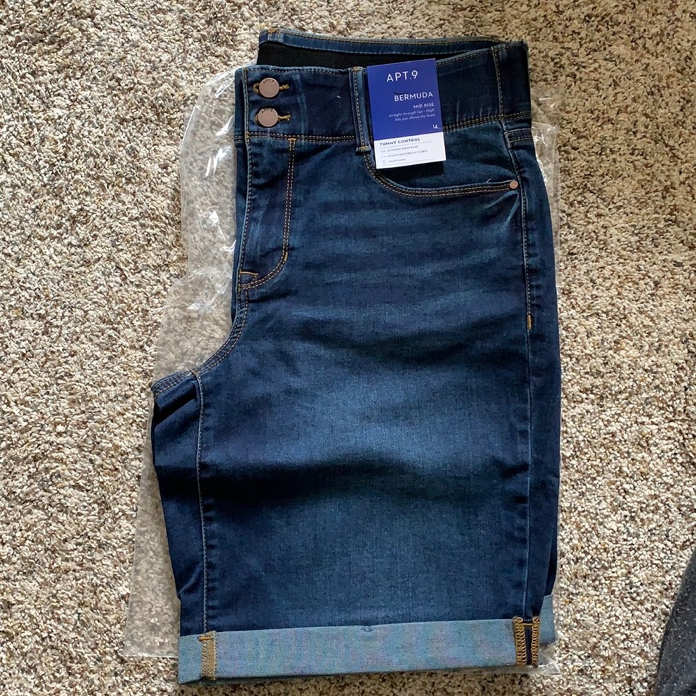 Apt 9 Tummy Control Bermuda Shorts